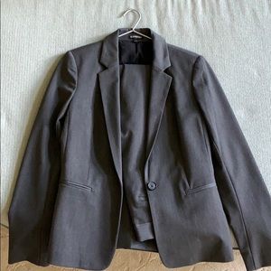 Express gray women’s suit